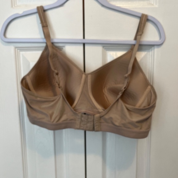 Haynes size L bra - Picture 6 of 9
